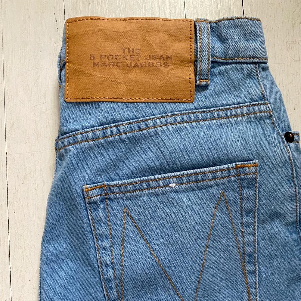 NWOT Marc Jacobs 5 pocket jean w/ lips patch sz 25